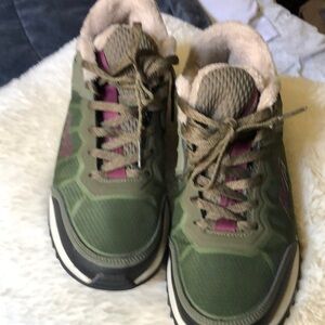 Green and Purple Athletic Sneakers with Durable Design